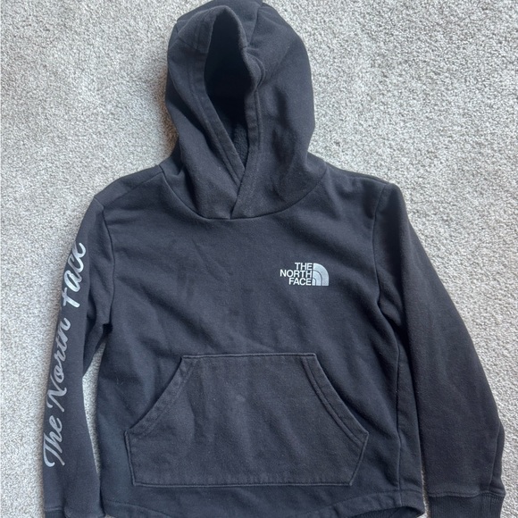 The North Face Kids Black Hoodie - Picture 1 of 3